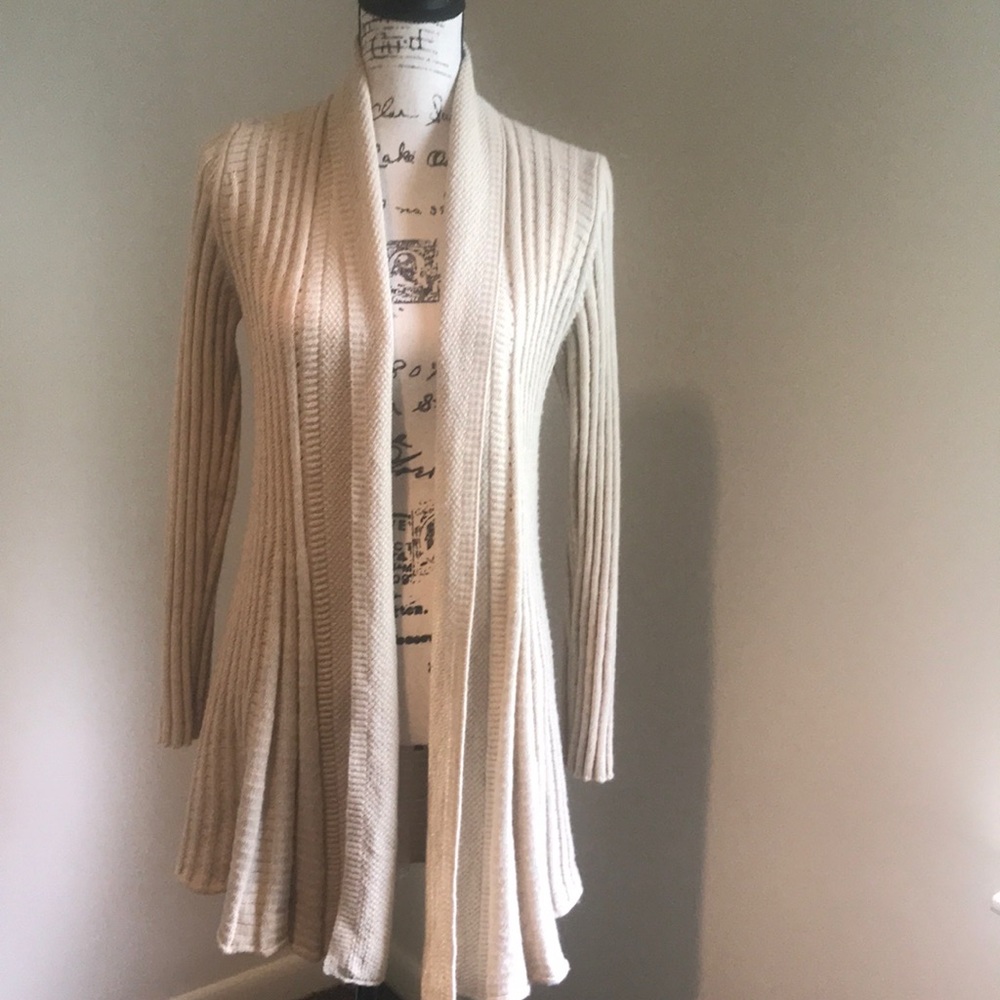 Women’s Long Sleeve Sweater